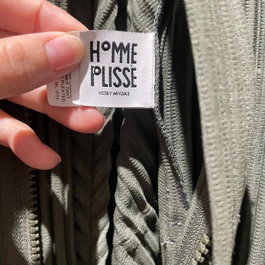 Homme Plisse-8