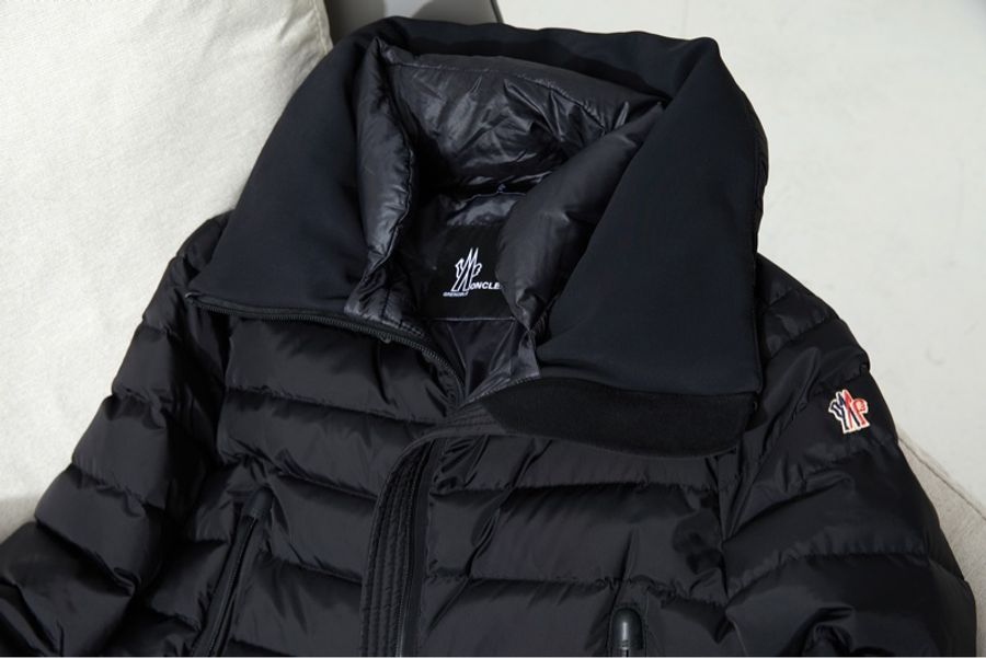 ❤️MONCLER Grenoble 雪山係列 時尚修身羽絨外套-3