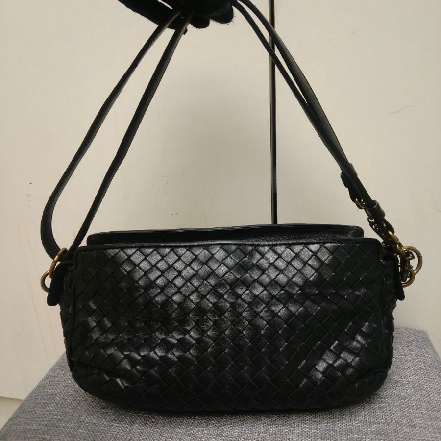 🔥衝破200銷售🔥【限時降價回饋至9/21】㊣✨Bottega Veneta ✨寶緹嘉 BV 羊皮 黑色 編織 雲朵包 肩背包 手提包 編織包 斜背包/二手包/二手精品/保證正品🌳二手樹屋🌳-1