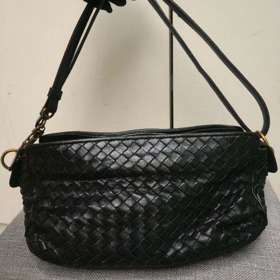 🔥衝破200銷售🔥【限時降價回饋至9/21】㊣✨Bottega Veneta ✨寶緹嘉 BV 羊皮 黑色 編織 雲朵包 肩背包 手提包 編織包 斜背包/二手包/二手精品/保證正品🌳二手樹屋🌳-3