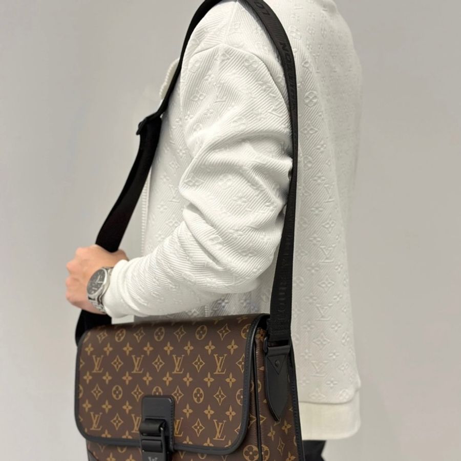 LV Archy郵差包 芯片款 可調節肩帶設計 單肩斜挎兩用 尺寸約33*23*8 ~-8