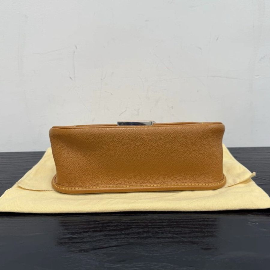 LV 焦糖色水波紋法棍肩背斜背包 芯片款 24.5*19.5*9 99新配件塵袋購證-3