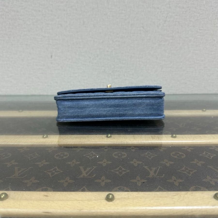 CHANEL 22C牛仔金球woc肩背斜背包 19*4.5*12 全新閒置配件盒子塵袋-2
