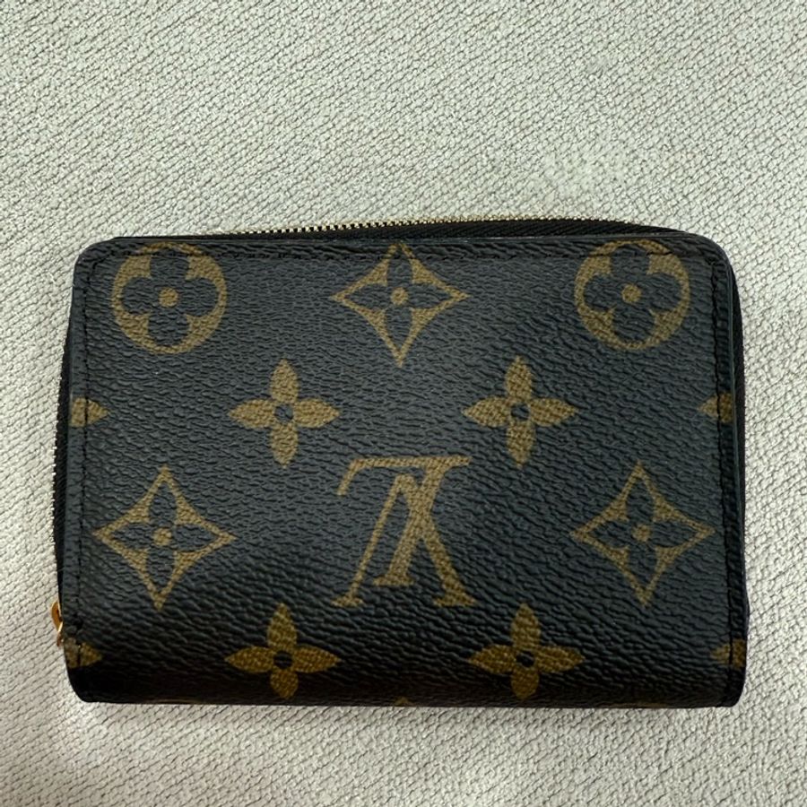 Louis Vuitton經典Lou系列Monogram印花拉鍊短夾(芭蕾粉色)-7