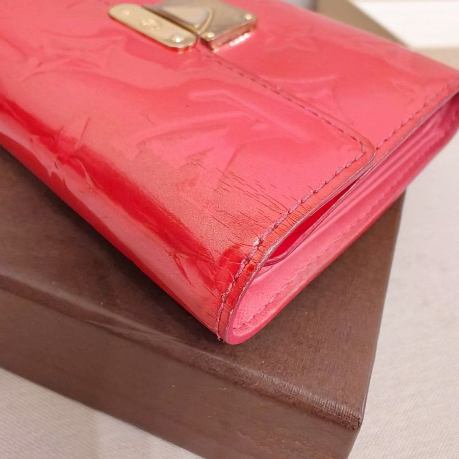 Louis Vuitton 漆皮壓花短夾-12