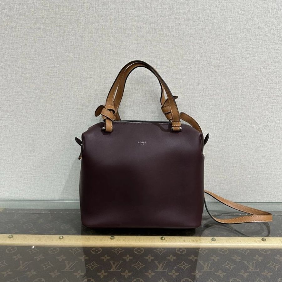 Celine 酒紅色SOFT CUBE小號方塊肩背手提包 25*10*20 98新配件塵袋-0