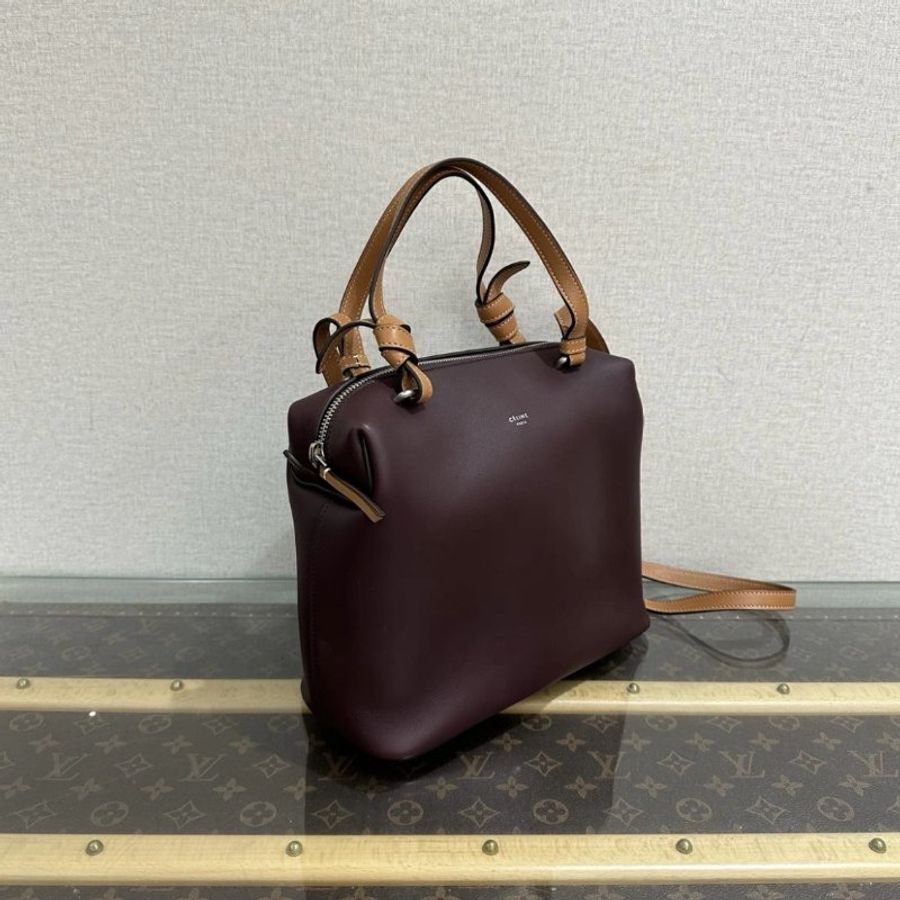 Celine 酒紅色SOFT CUBE小號方塊肩背手提包 25*10*20 98新配件塵袋-1
