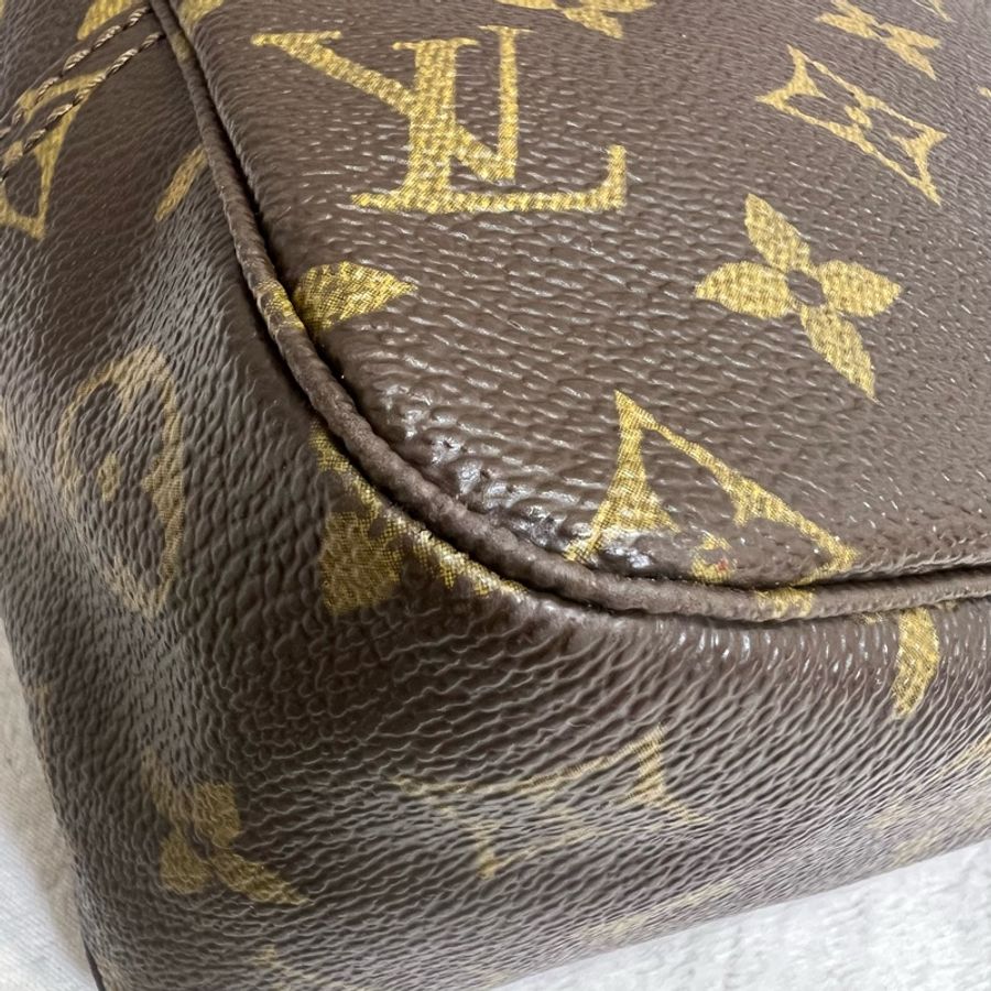 Louis Vuitton 旅行化妝包-9