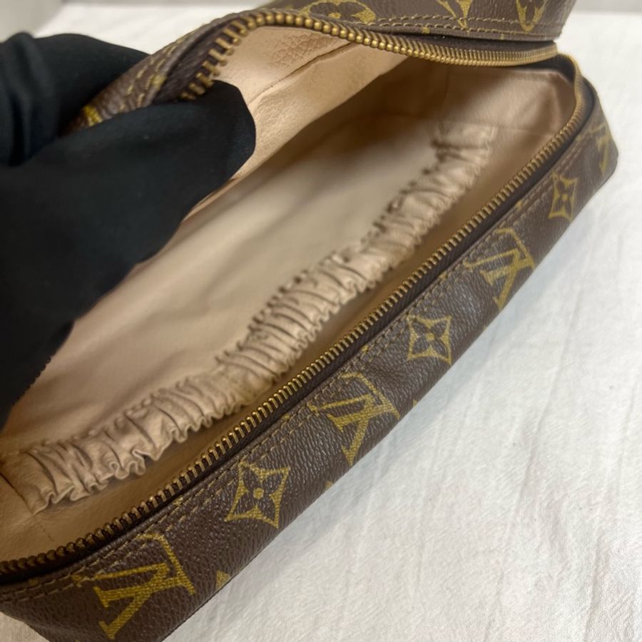 Louis Vuitton 旅行化妝包-15