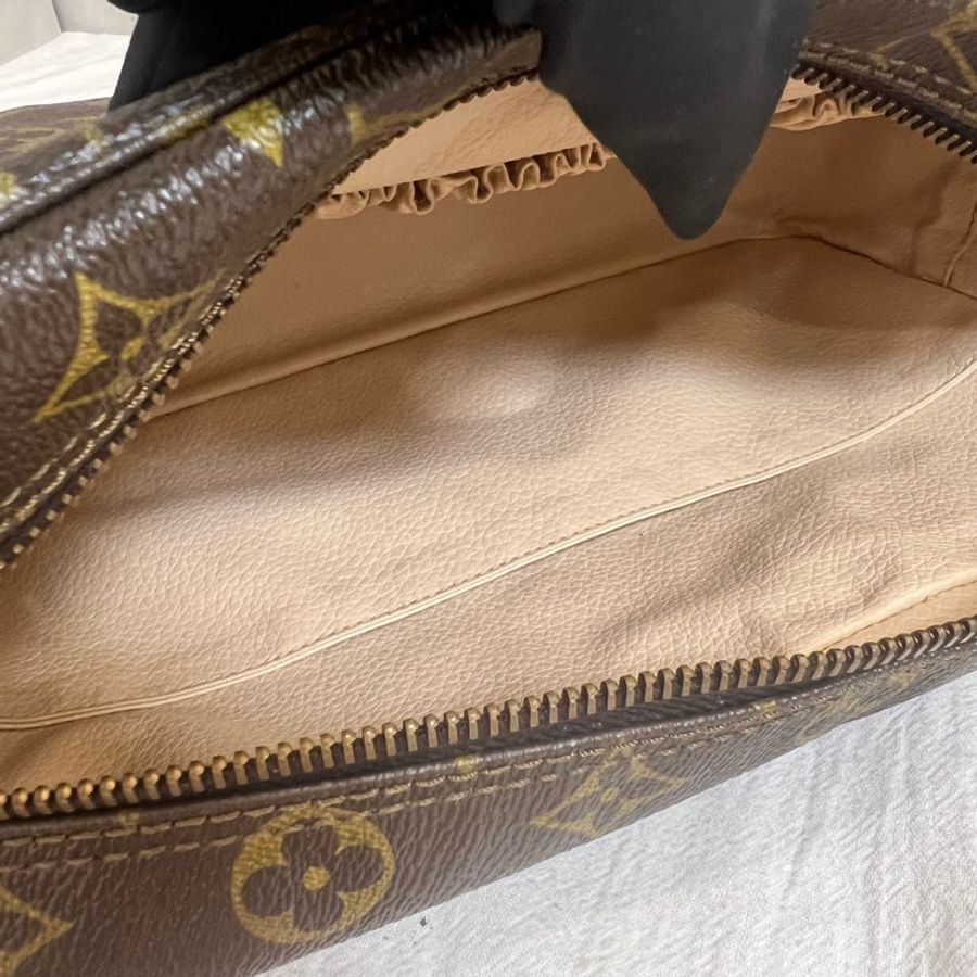 Louis Vuitton 旅行化妝包-16