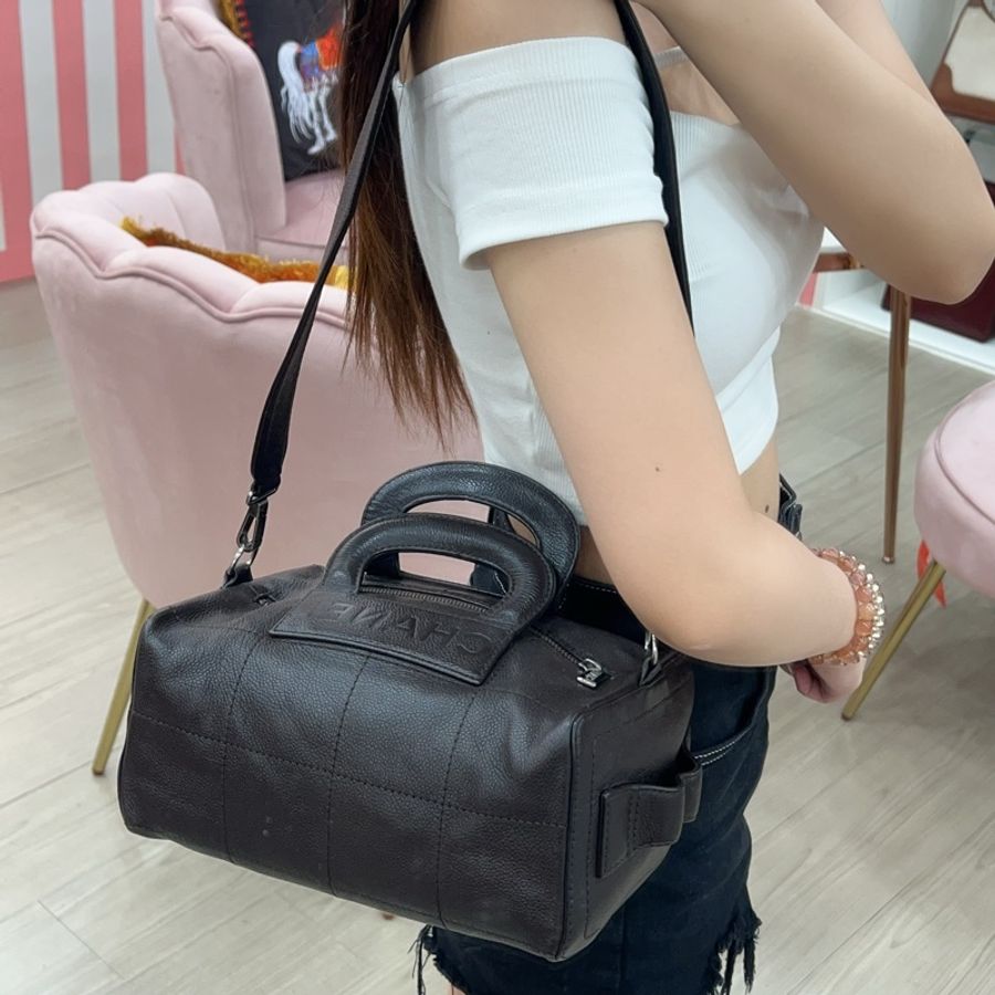 Chanel 香奈兒復古皮革波士頓手袋-18