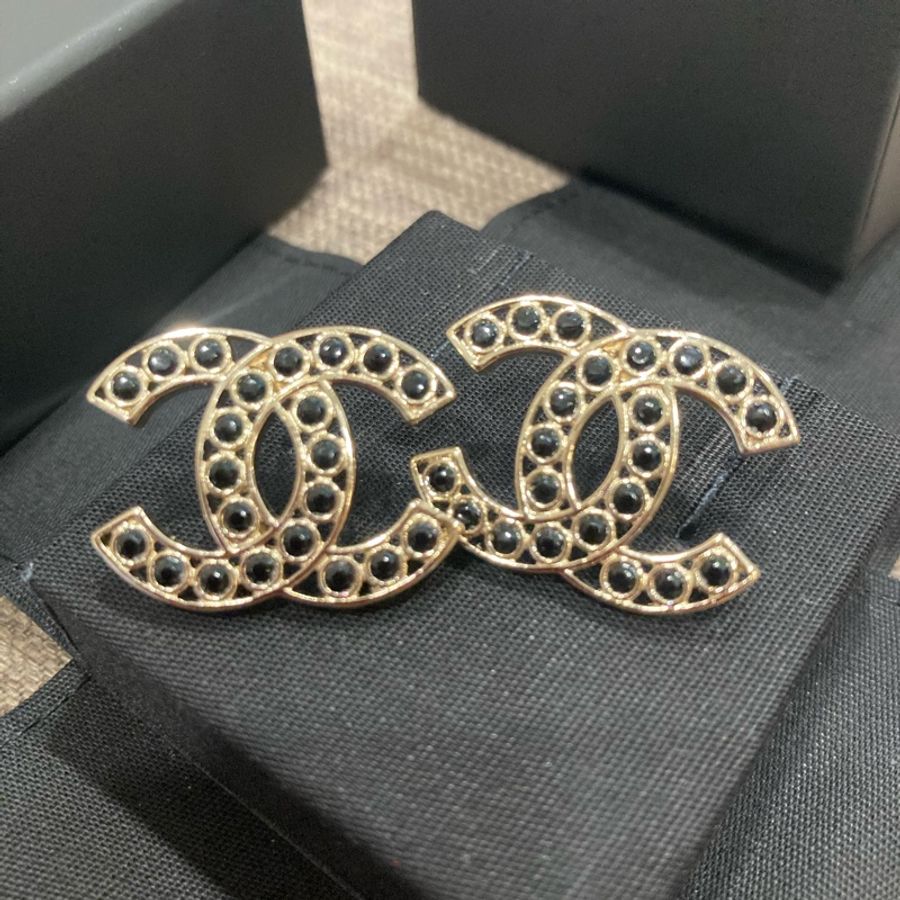 香奈兒chanel 黑珠珠串起 大logo 耳針 耳環 二手商品🇹🇼-2