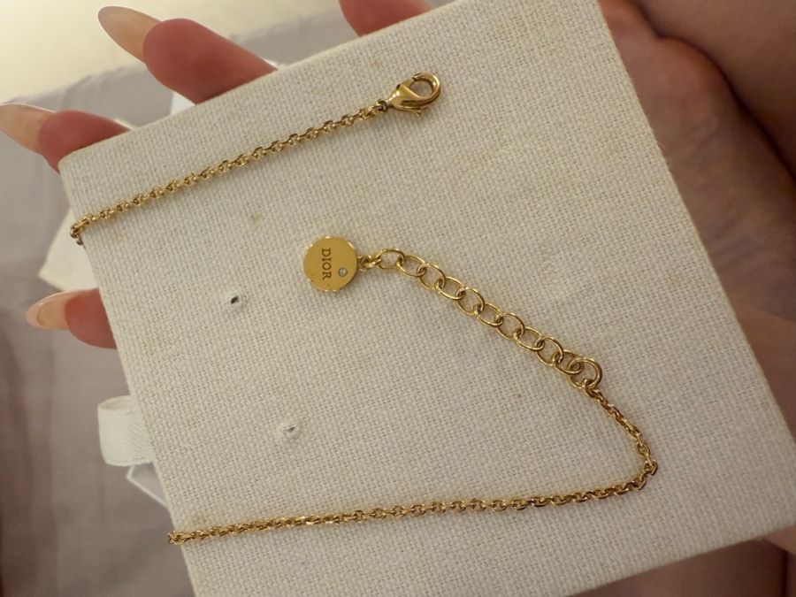 Dior logo帶鑽項鍊-4