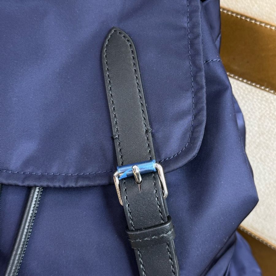 BURBERRY 深藍The Rucksack尼龍束口後背包🩶優質品況-2