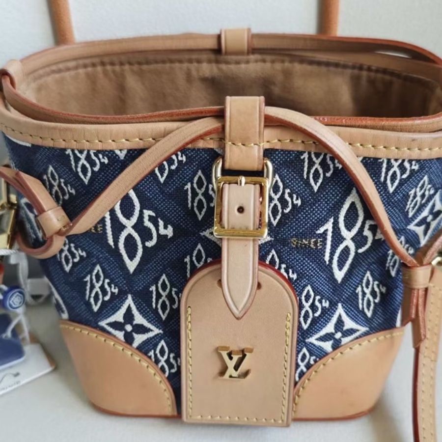 Louis Vuitton 路易威登 Noe Purse系列 斜挎包 燒麥包 織布 彩色 底長11.5*12-3