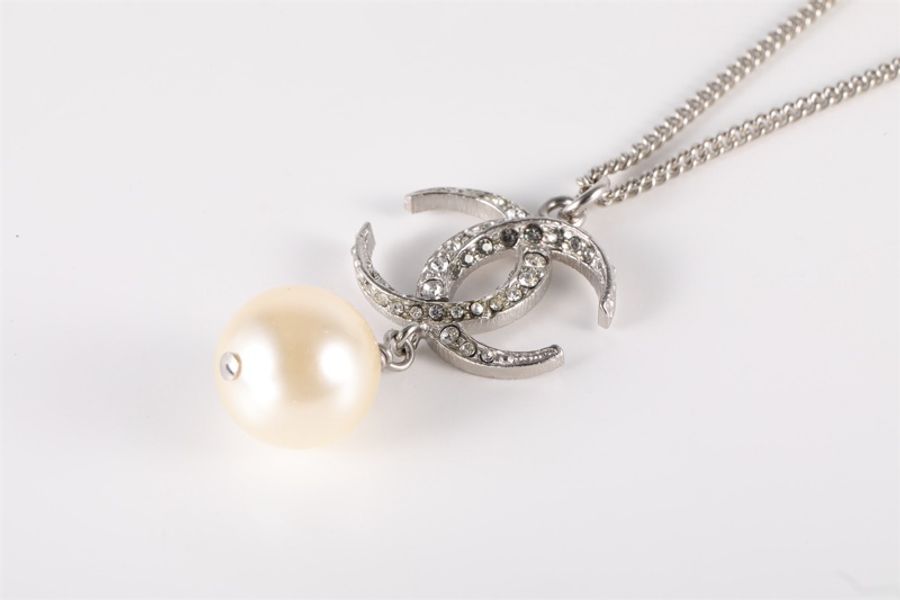 CHANEL(香奈兒)  合金 15C 經典雙C 珍珠 項鏈-1