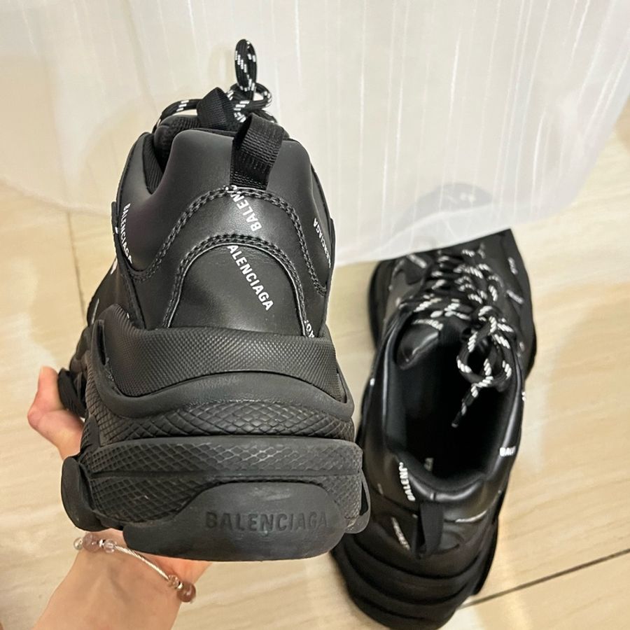 BALENCIAGA TRIPLE S SNEAKER 42｜PopChill 拍拍圈