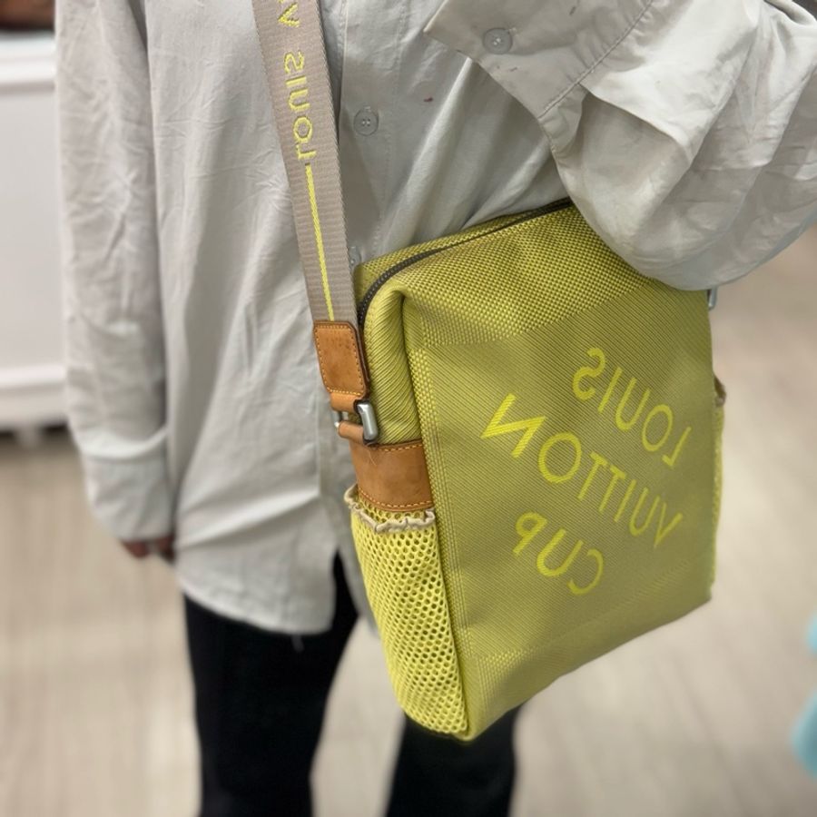Louis Vuitton 帆船杯限量帆布斜背包-3