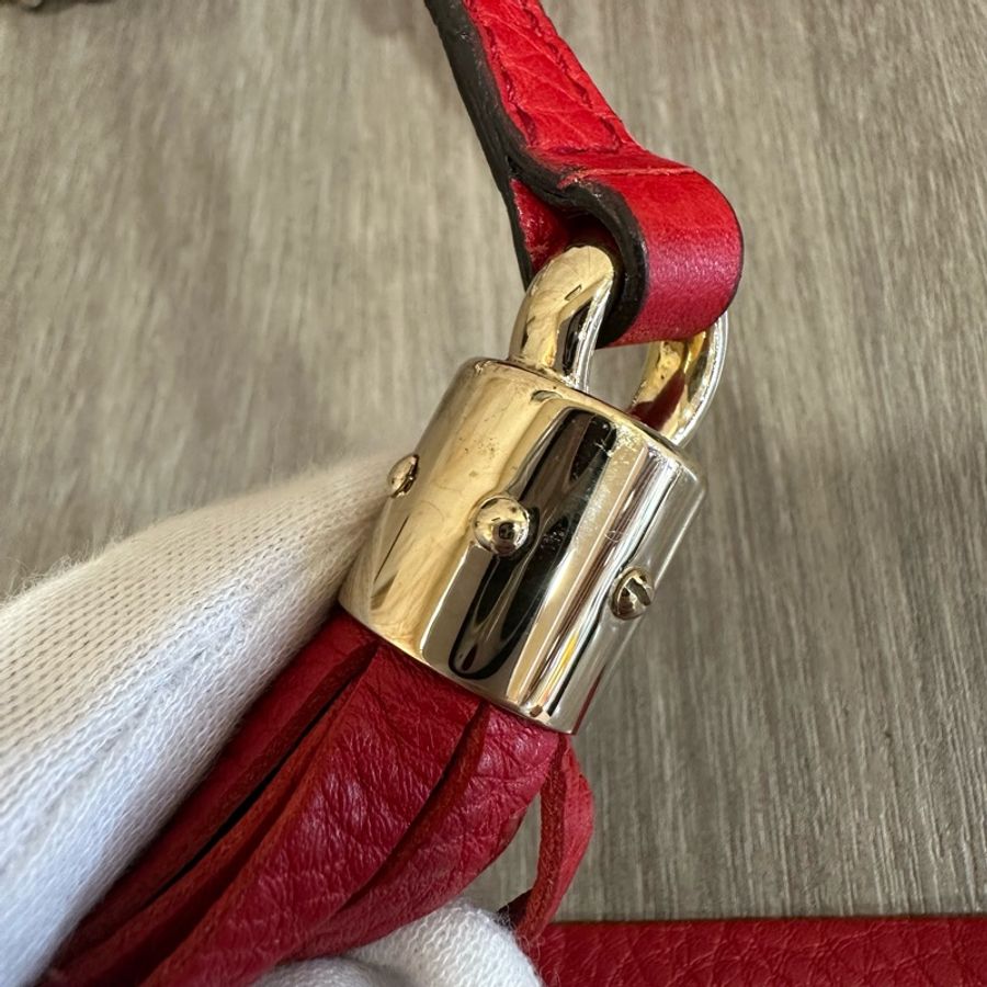 Gucci 323190 紅色牛皮流蘇斜背包 SoHo-34