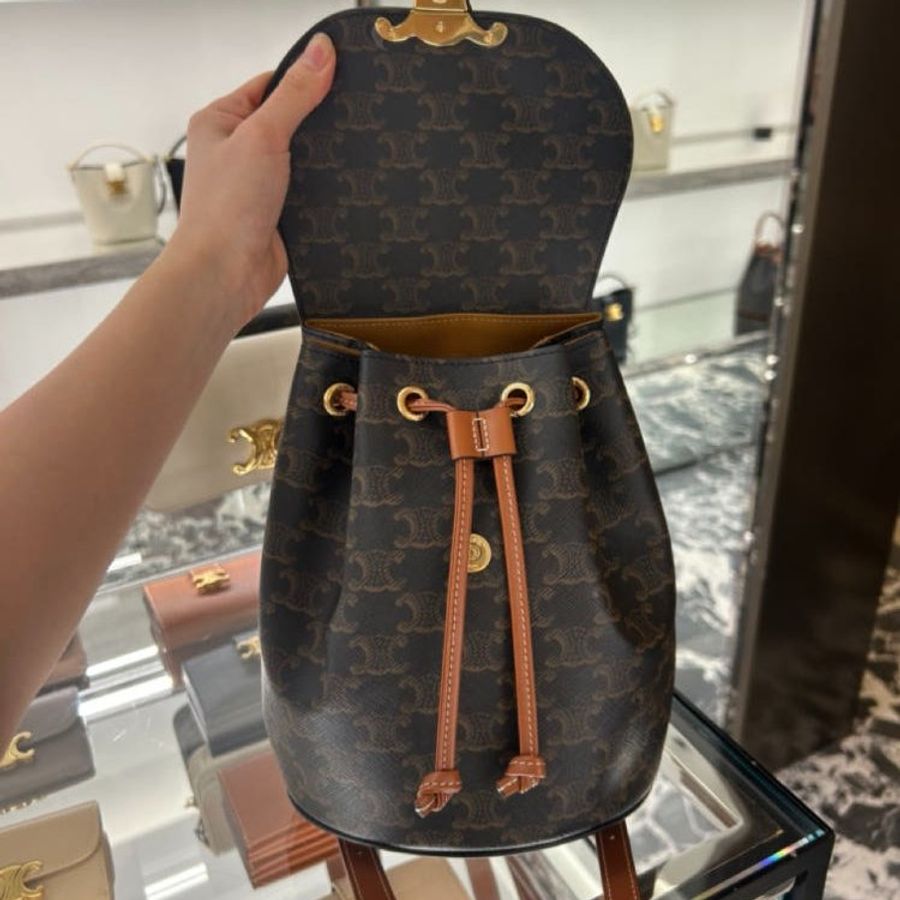 🎉新品好折扣✨Celine 118702 凱旋門老花 Bonnie雙肩後背包 棕褐色-11