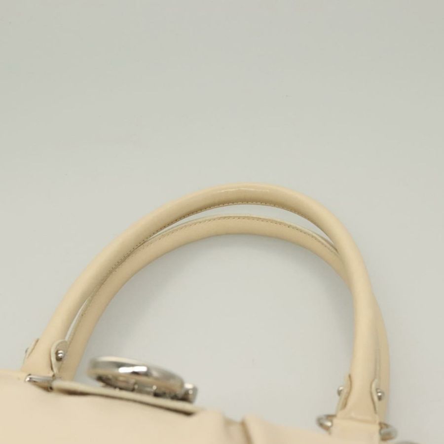 【日本直送】Salvatore Ferragamo Gancini 手袋 皮革 象牙色 銀色 正品 132891-7