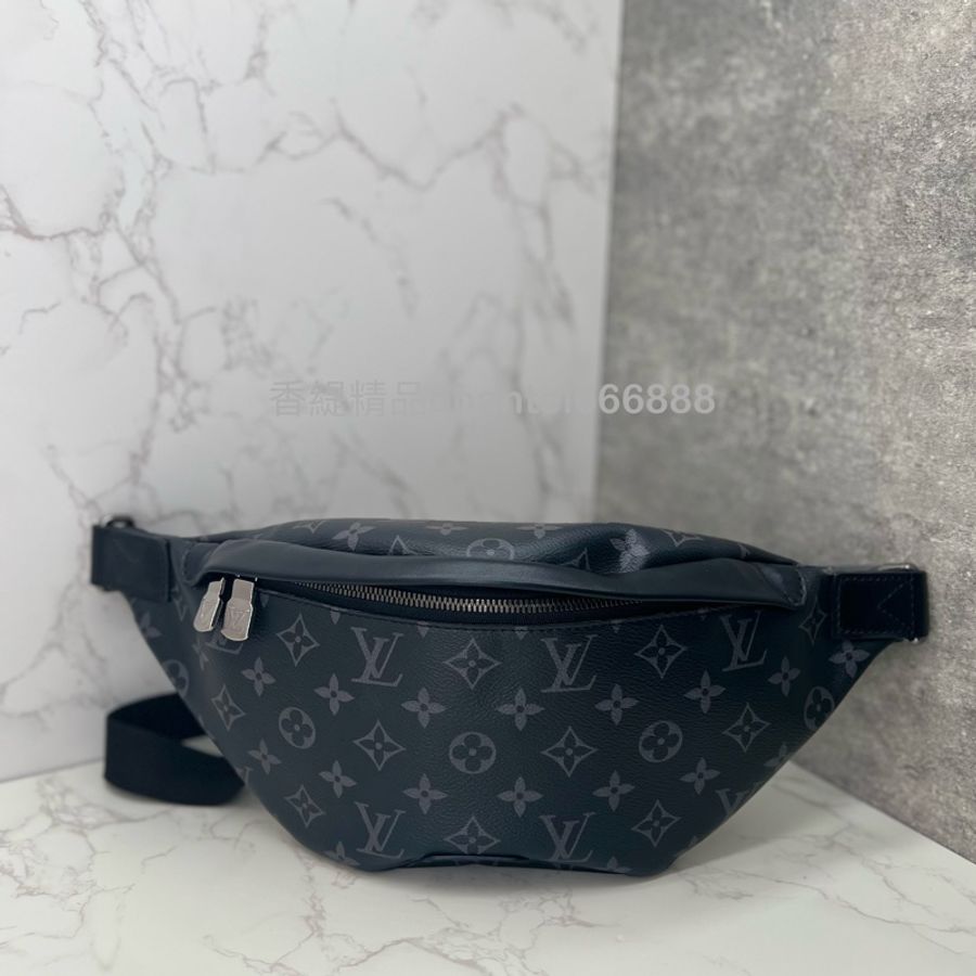 💗香緹國際精品💗434 LV黑武士胸包-0