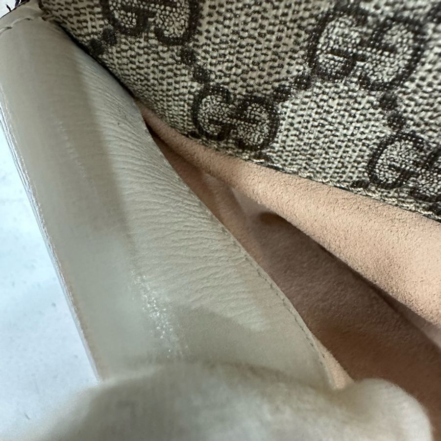 Gucci 645455 老花pvc拼白皮金釦相機包 斜背包-29