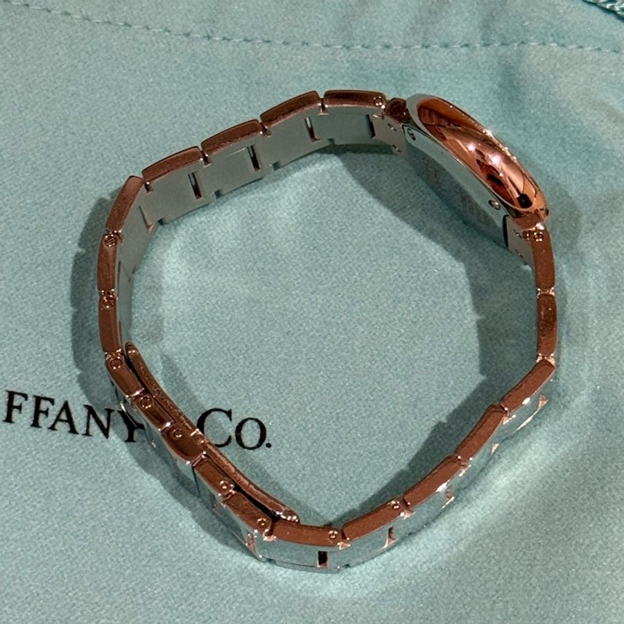 近全新Tiffany 經典石英鑽石腕錶-6