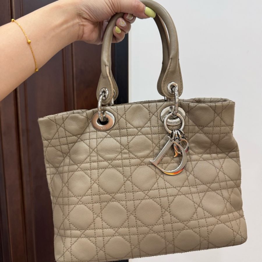 lady dior 迪奧 七格 奶茶色 戴妃包 戴菲包 手提包-6