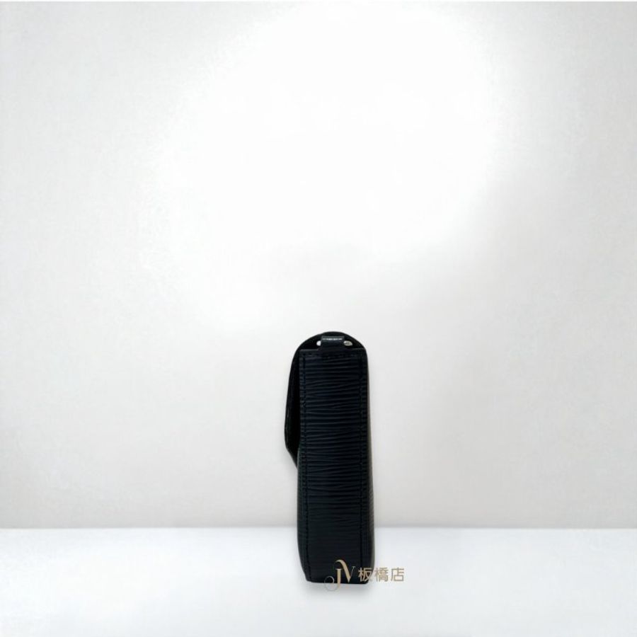 LV黑色EPI銀扣信封下蓋式FELICIE三合一鏈包M62648-2