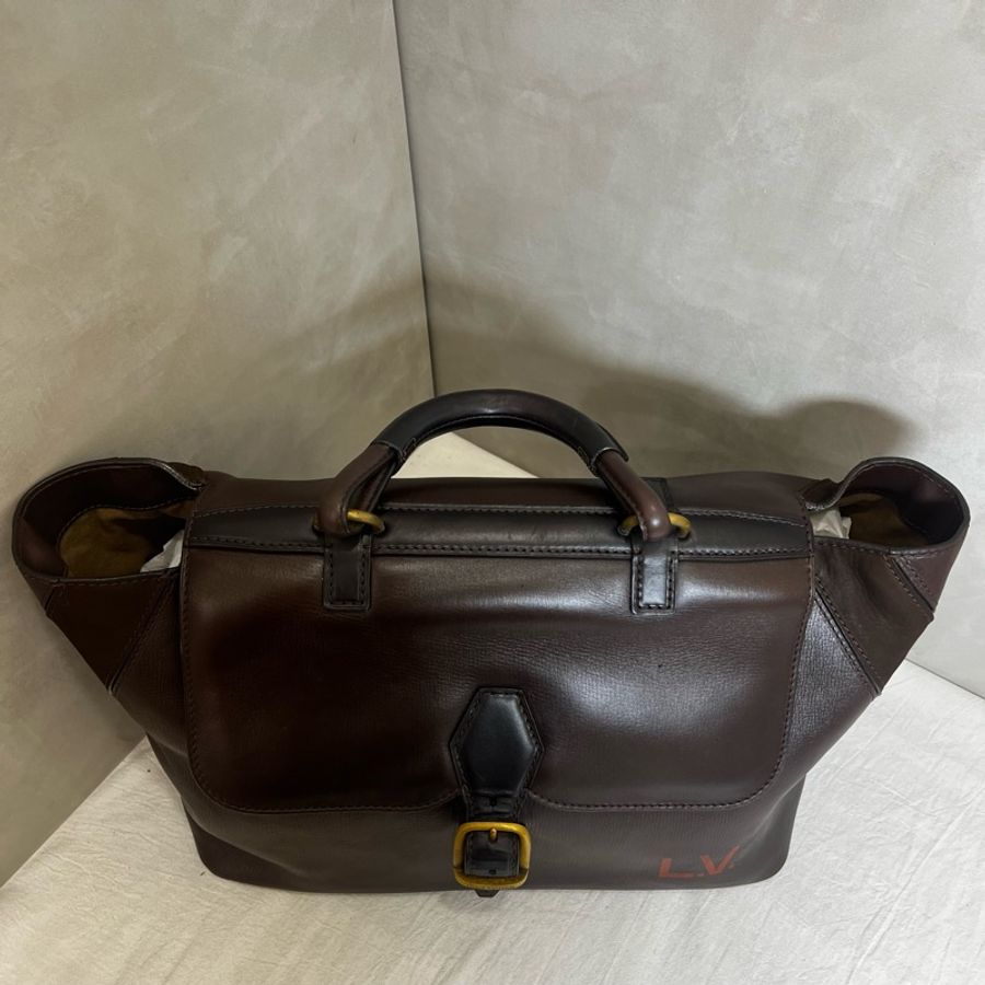 Louis Vuitton 小牛皮經典旅行包-24