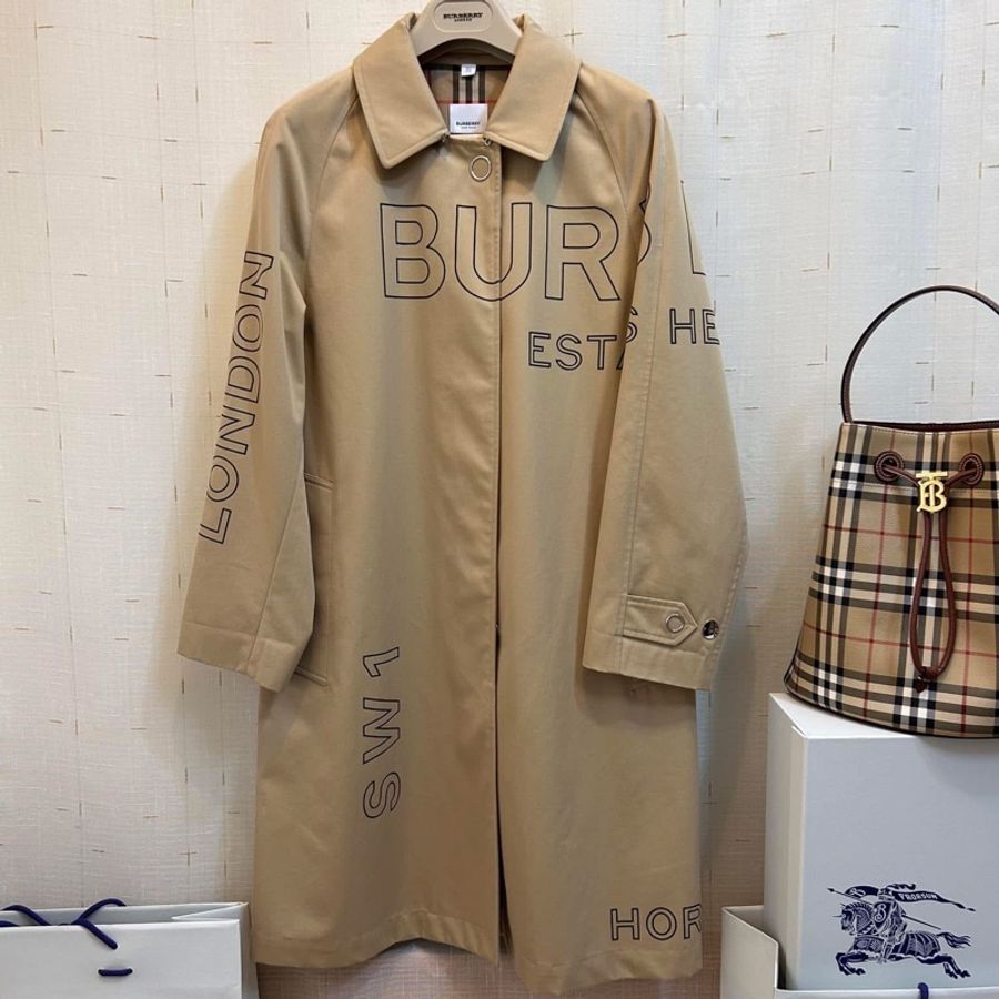 BURBERRY英國黑標印花卡姆登風衣-7