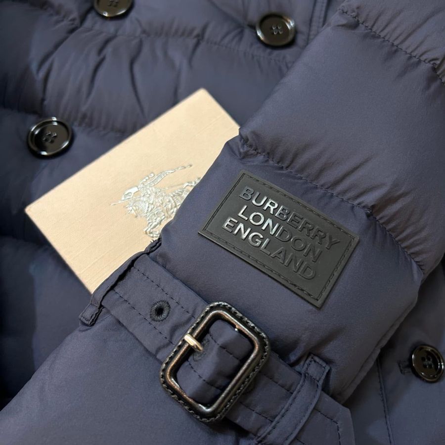 BURBERRY英國黑標海軍藍連帽鵝絨大衣-6