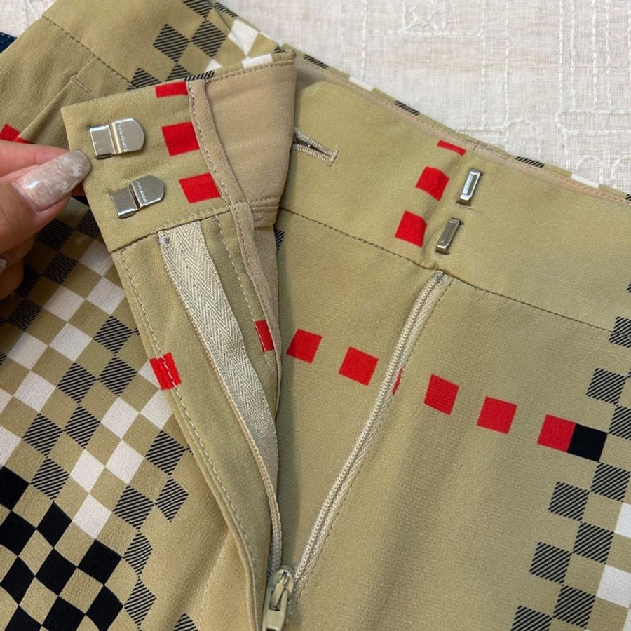 BURBERRY英國黑標像素感格紋絲質長褲-5