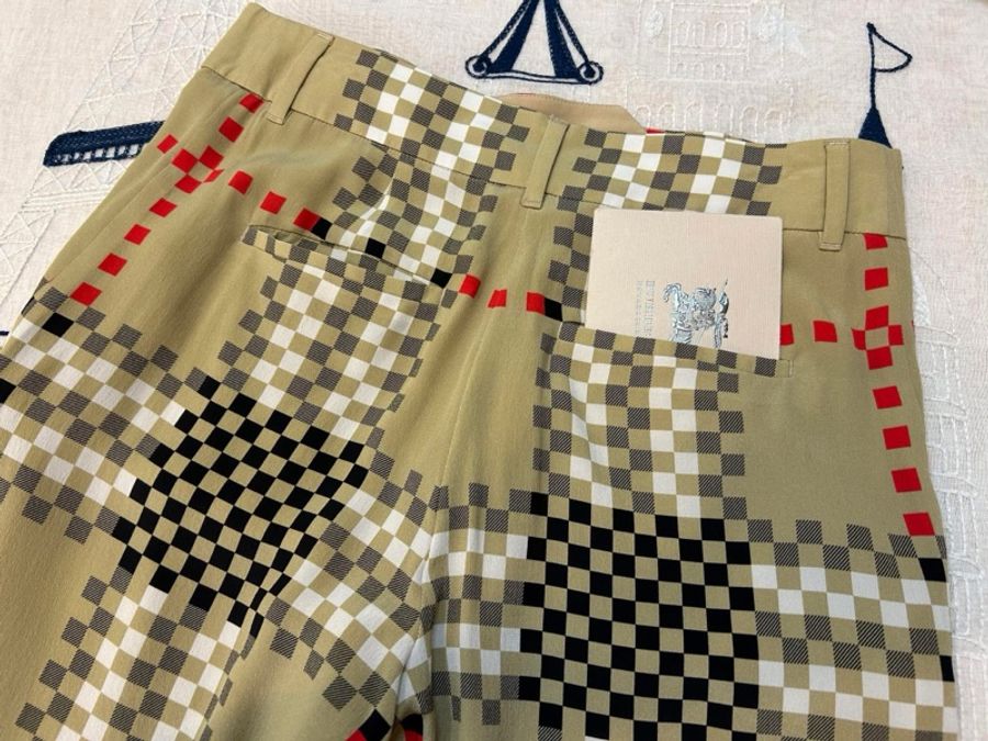 BURBERRY英國黑標像素感格紋絲質長褲-9