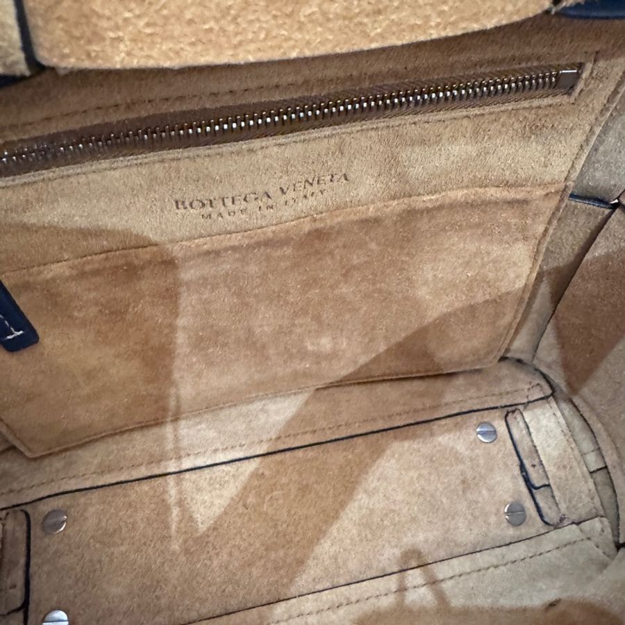 Bottega Veneta BV arco33 藏青藍-8