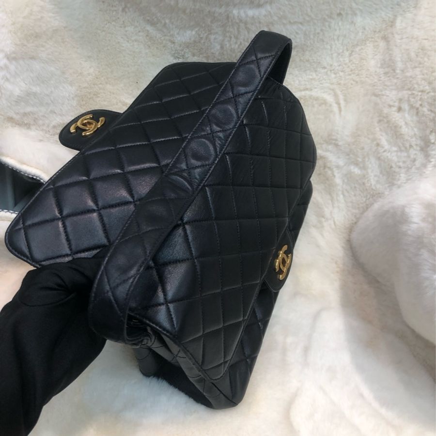Chanel 雙面 Matelasse 黑色皮革手挽袋 XB607-6