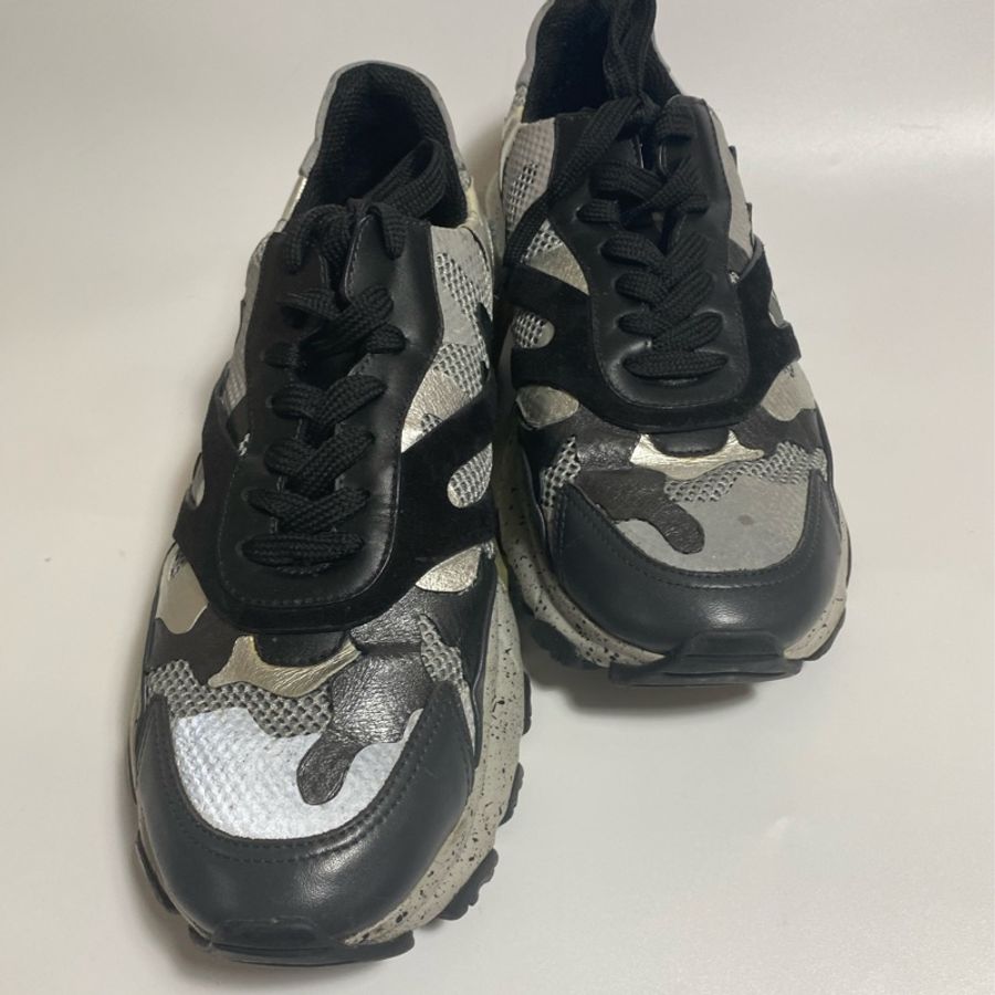 Valentino Trainers-5
