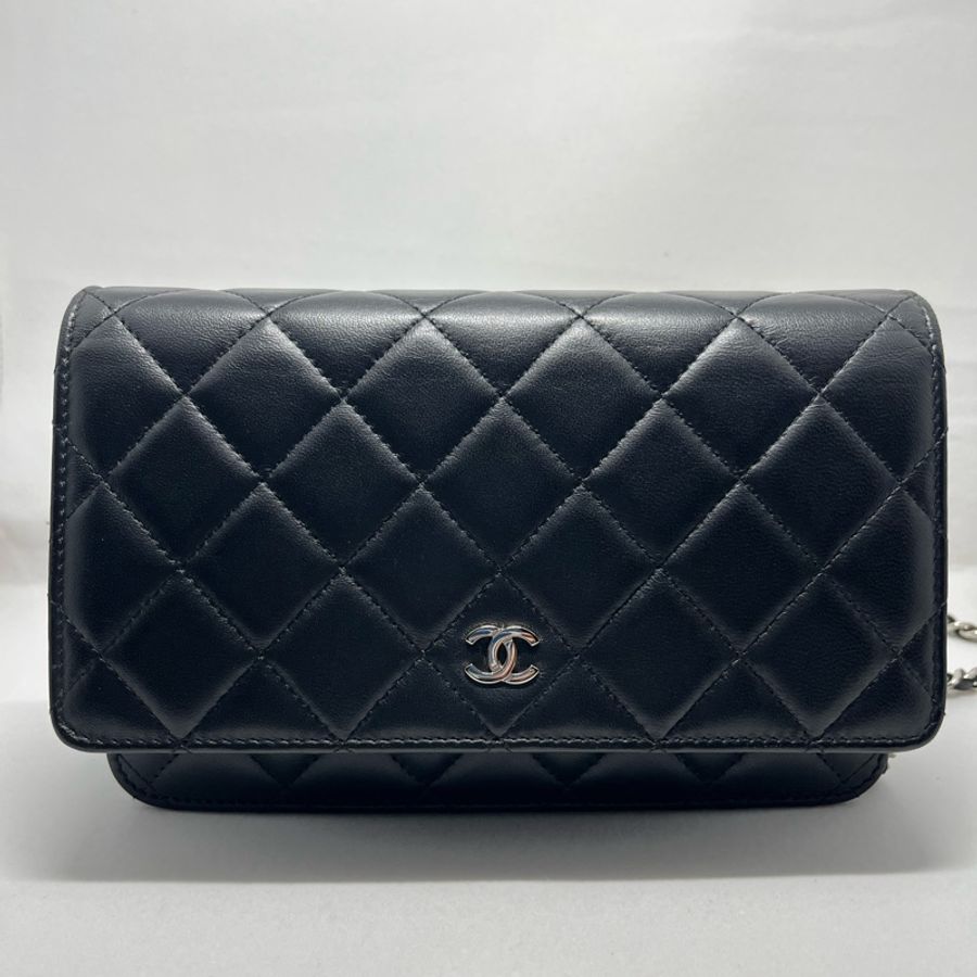 CHANEL WOC-8