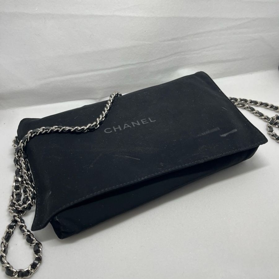 CHANEL WOC-18
