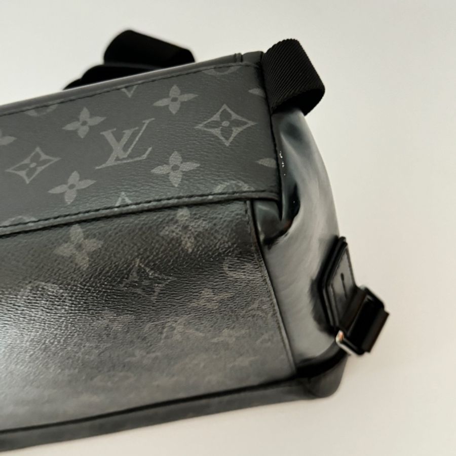 (專櫃最新晶片款🆕) LV M40511 黑武士 郵差包 專櫃90500-12