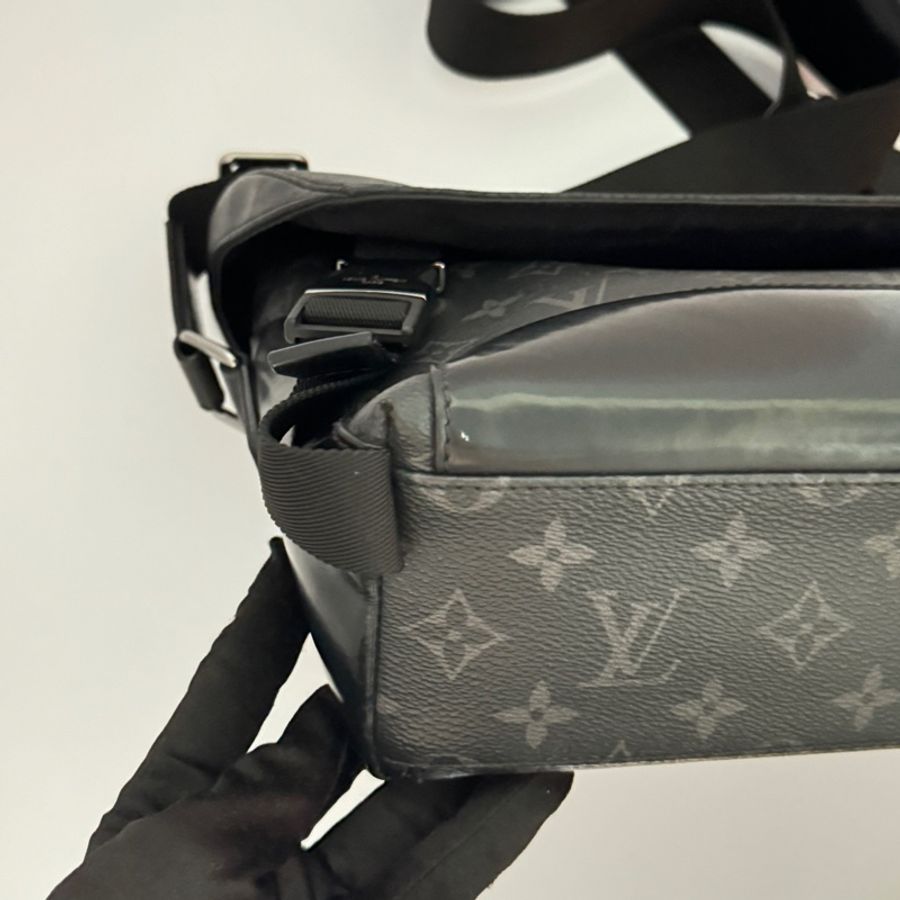 (專櫃最新晶片款🆕) LV M40511 黑武士 郵差包 專櫃90500-14