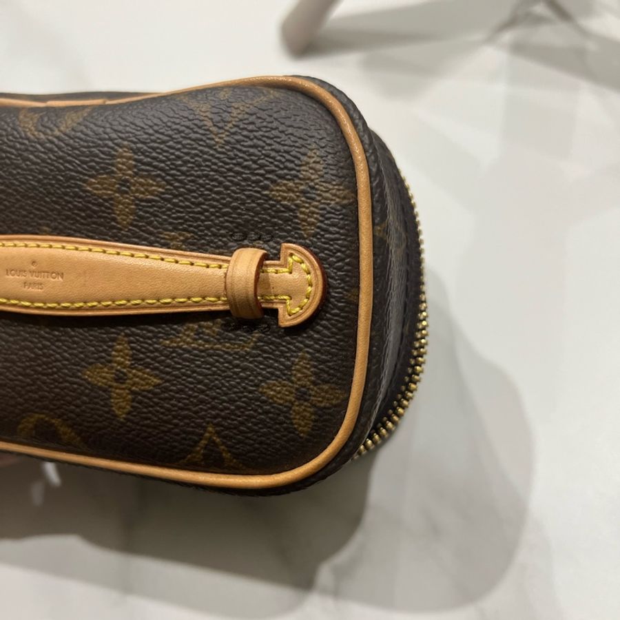 LV 化妝包 近全新M44936 Nice Mini-15