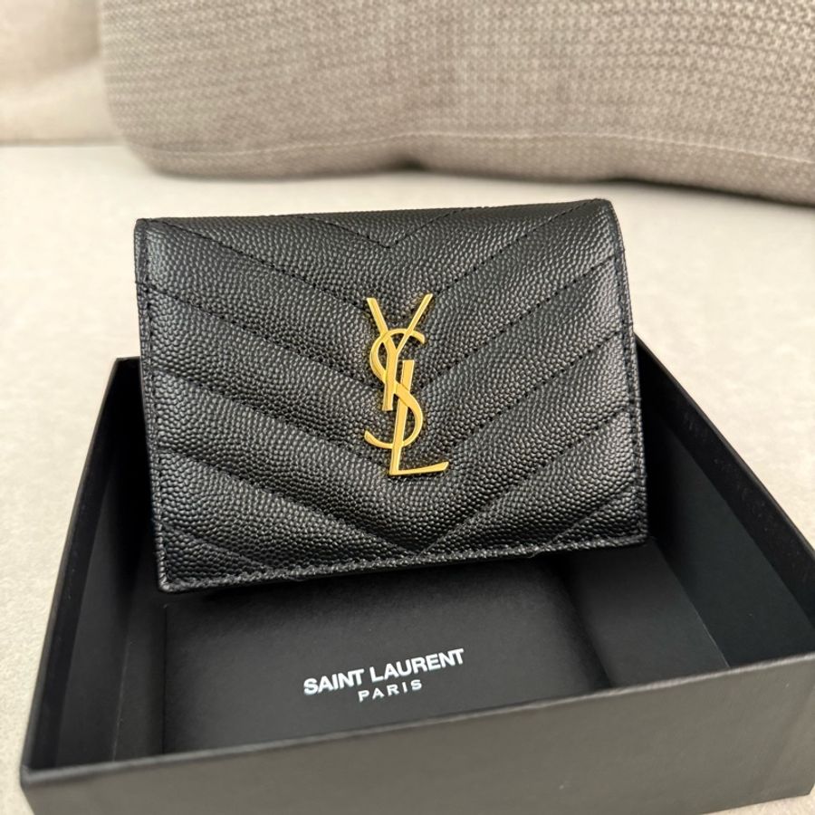 YSL 黑金魚子醬二折短夾-0