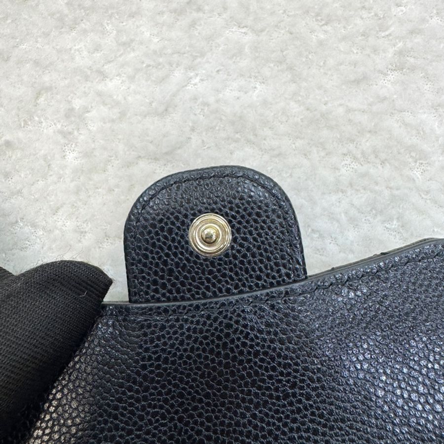 Chanel 香奈兒小三折短夾 黑色金釦 荔枝皮 Mini 三折短夾 雙釦 短夾 AP0230-10