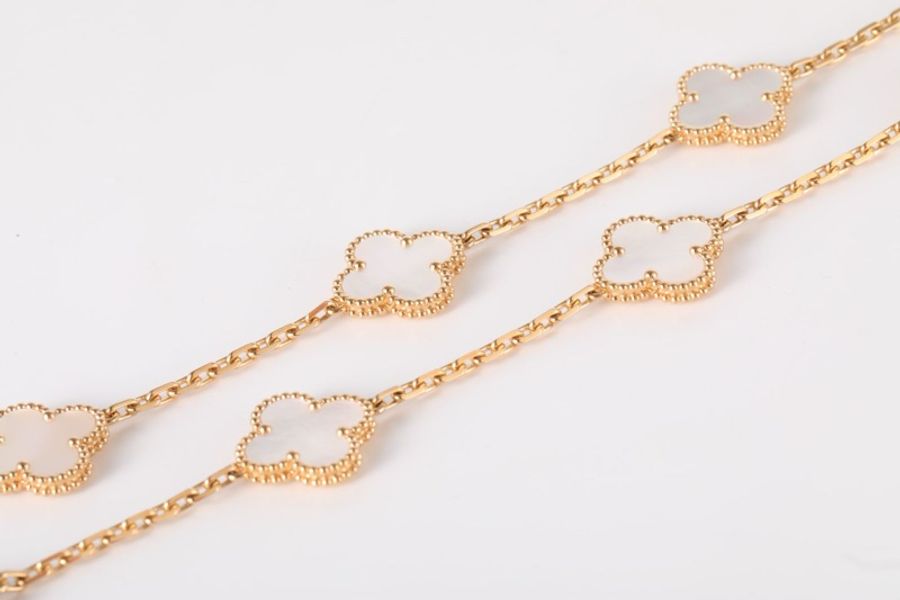 VAN CLEEF&ARPELS(梵克雅寶) Vintage Alhambra 十花項鏈 18K黃金/白貝母 項鏈 黃金-3