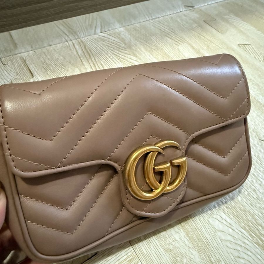 gucci GG 小號 斜背包-6