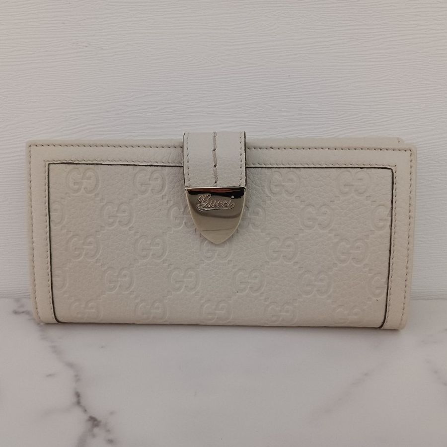 Gucci-0
