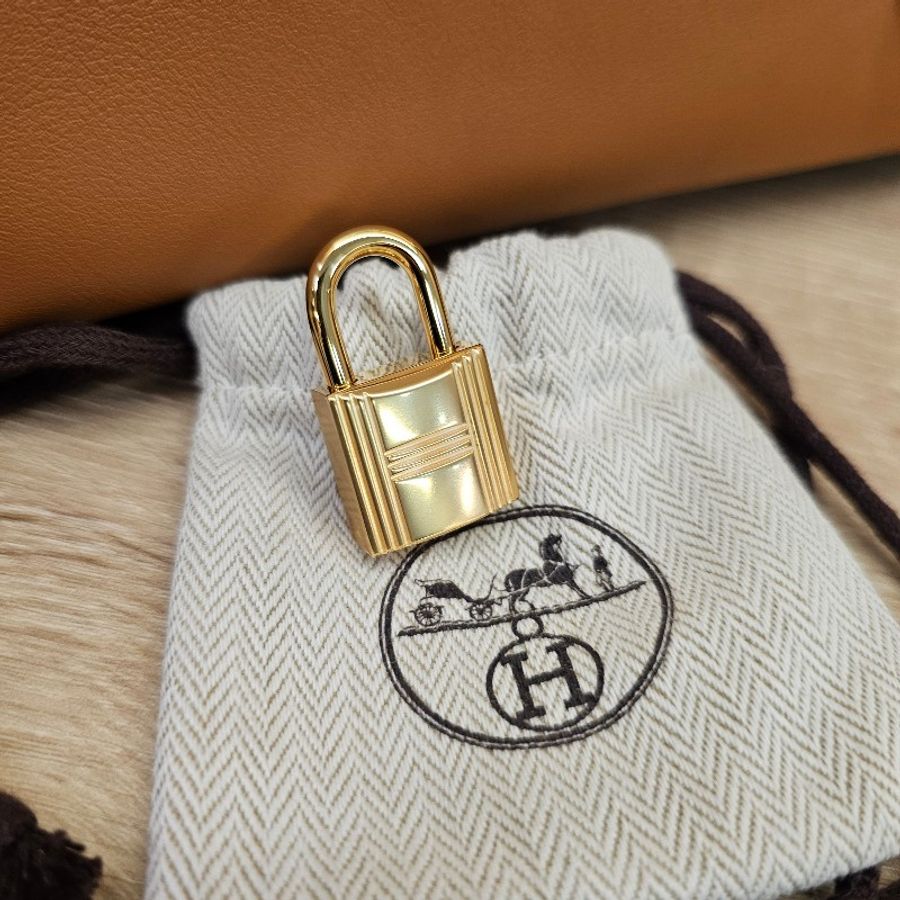 [新新美品甜價😘] Hermes愛馬仕 37金棕Jonathan小牛皮金釦Birkin鉑金30-21