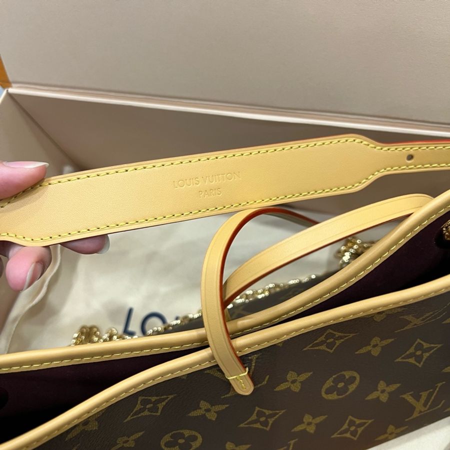 Louis Vuitton LV M13014 CarryAll BB 斜背包-5